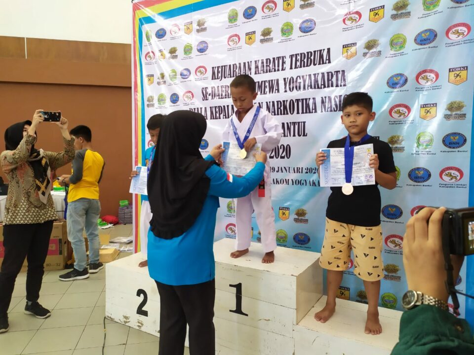 Kejuaraan Karate Terbuka Memperebutkan Piala BNN Kabupaten Bantul